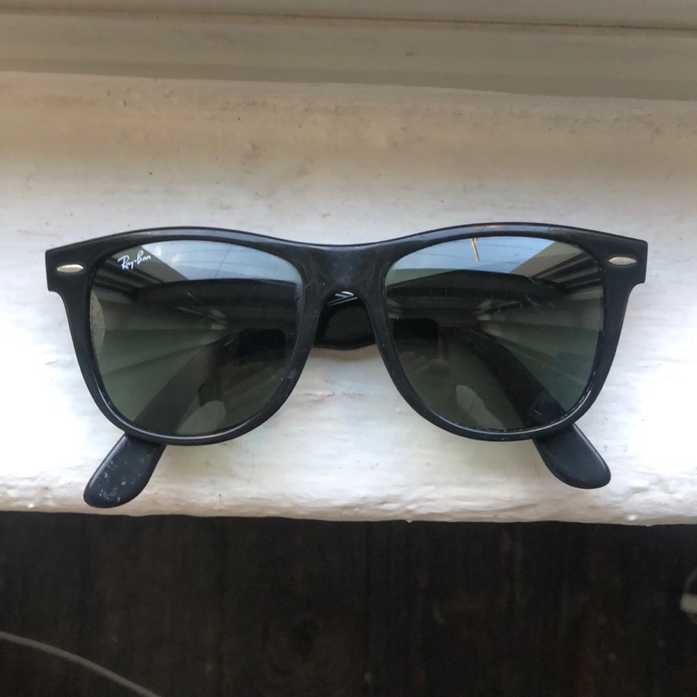 Authentic RayBan Wayfarers with Case